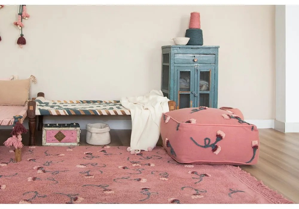 Розов детски пуф English Garden – Lorena Canals