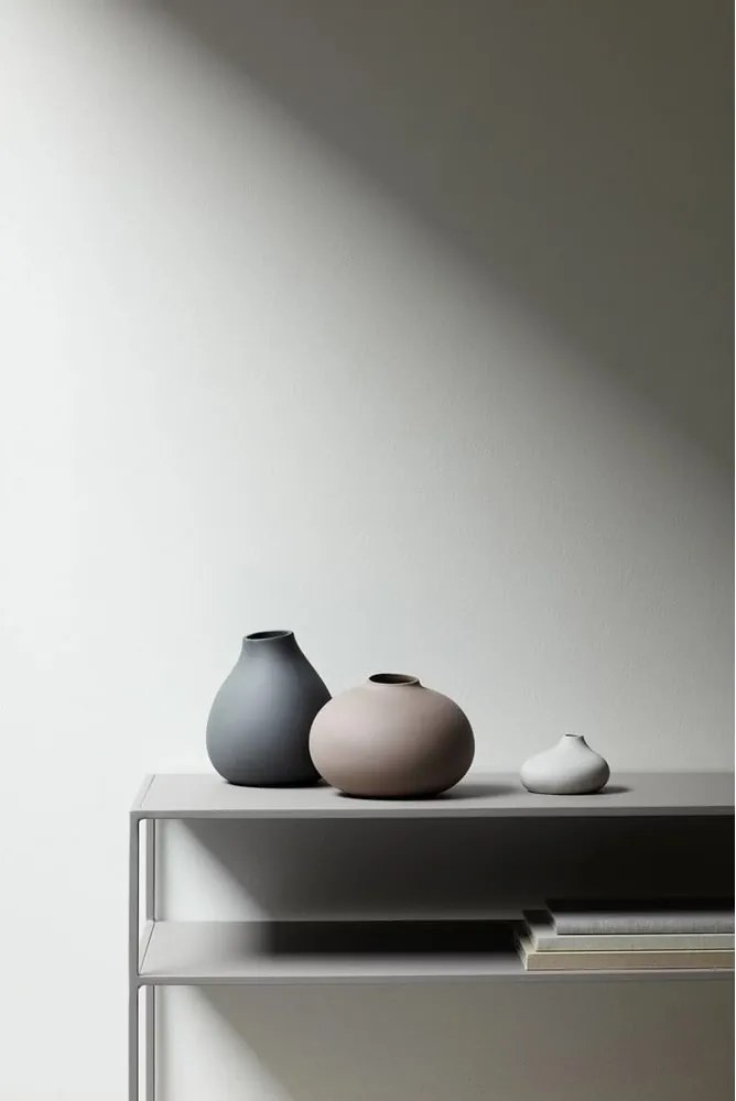 Светлосива метална конзолна маса 35x85 cm Fera - Blomus