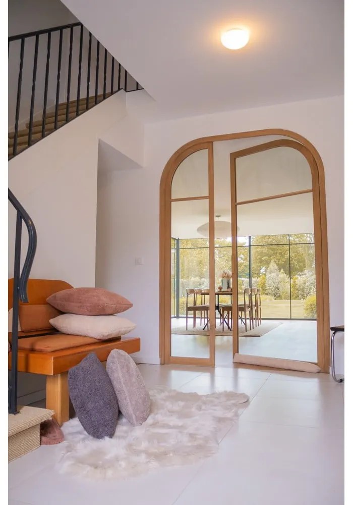 Декоративна възглавница от микроплюш 45x45 cm Cocoon – Tiseco Home Studio