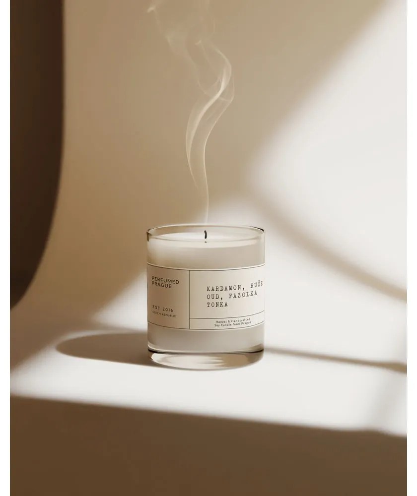 Ароматна свещ от соев восък време на горене 40 час #83 Cardamom, Rose, Oud, Tonka – Perfumed Prague