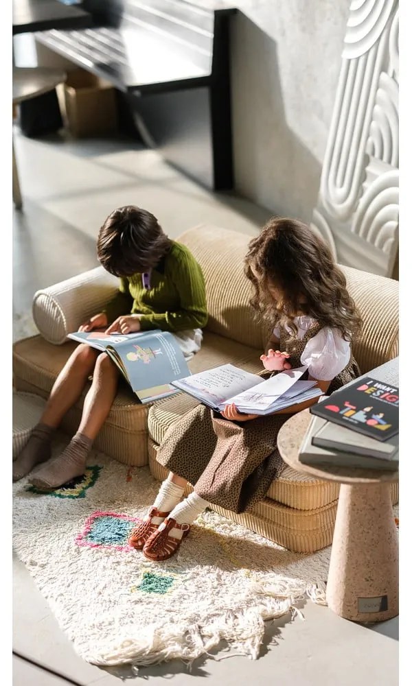 Светлокафяв детски диван от рипсено кадифе 132 cm Settee – Wigiwama