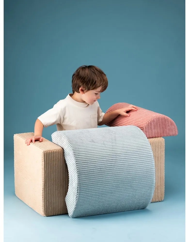 Светлокафяво велурено игрище от пяна 75x49x37 cm Rainbow Montessori – Wigiwama