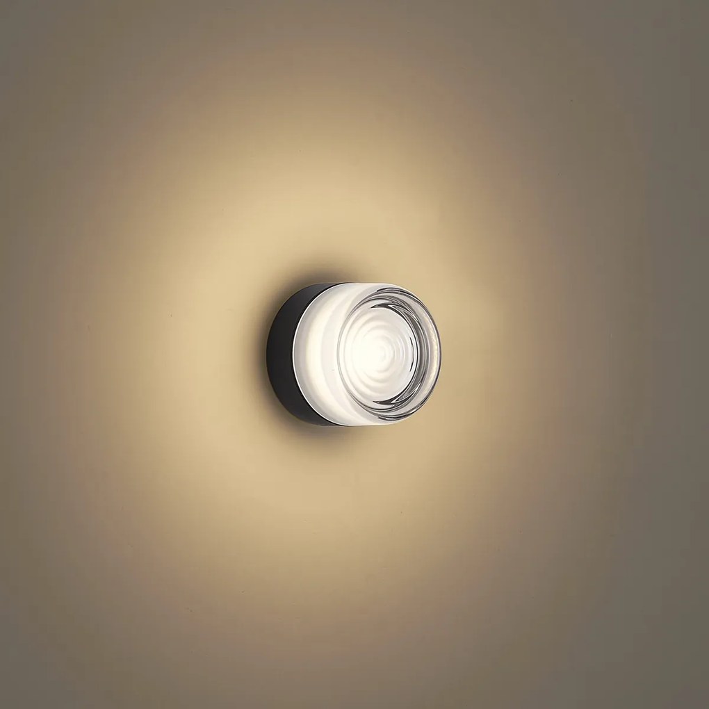 Дизайнерска стенна лампа черна с опалово стъкло IP44 - Michele