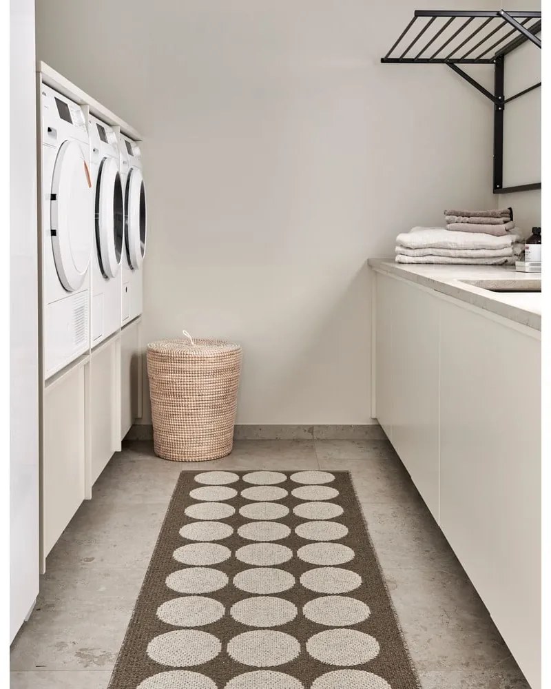 Кафява и бежова пътека за открито и закрито 70x240 cm Hugo Walnut Linen – Pappelina