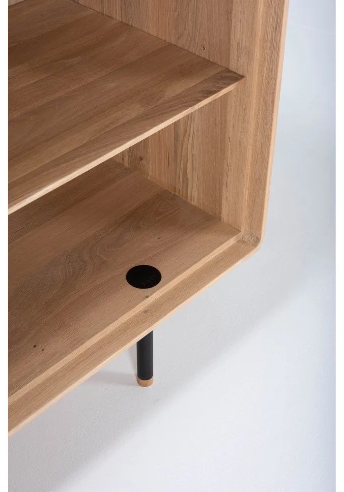 Черен/естествен нисък скрин от масивен дъб 118x100 cm Fina – Gazzda