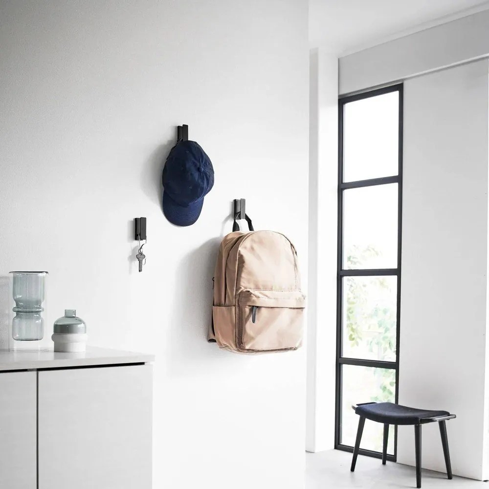 Черни стенни метални комплект куки 3 бр. Tower – YAMAZAKI