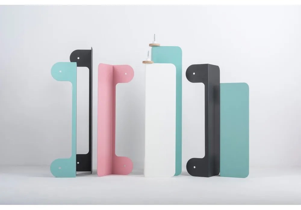 Стенен рафт от бяла стомана с детайли от дъбово дърво с 2 куки , дължина 70 см Hook - Gazzda