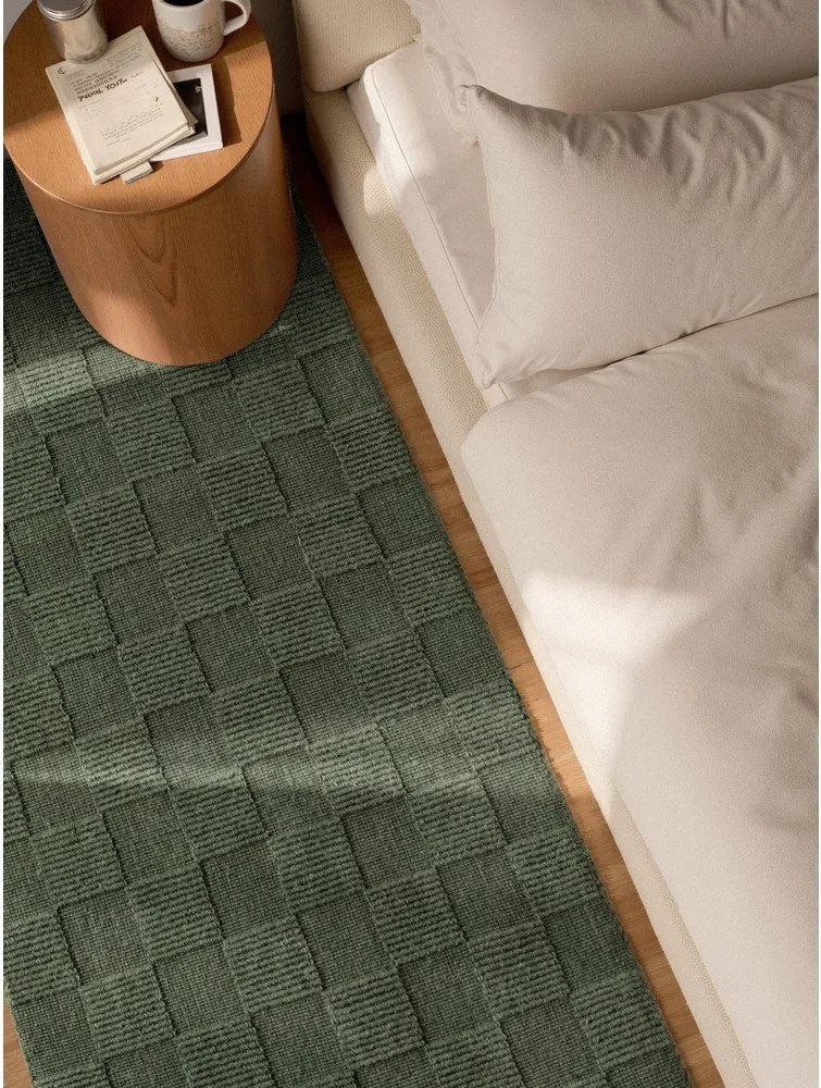 Тъмнозелена ръчно изработена вълнена пътека 80x200 cm Scala – Villeroy&amp;Boch