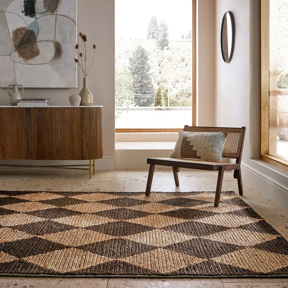 Кафяв/естествен ръчно изработен килим със смес от юта 160x230 cm Effie Diamond – Flair Rugs