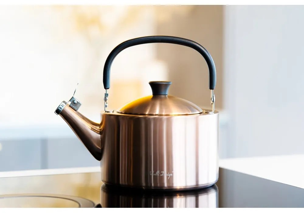 Чайник от неръждаема стомана в меден цвят 1,5 l Diamante – Vialli Design
