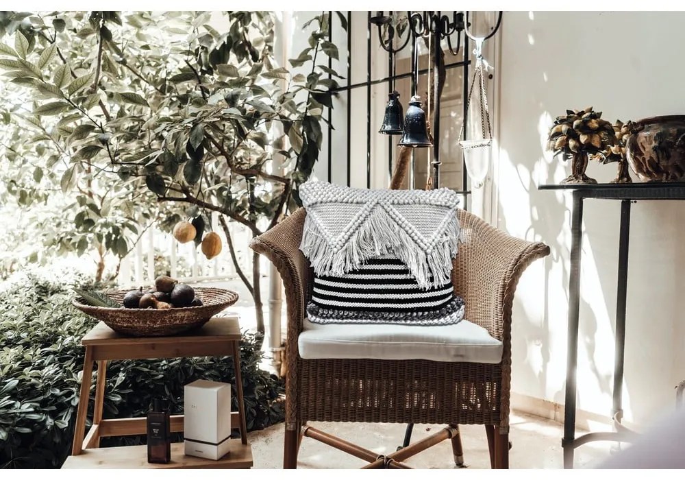 Възглавница за открито от рециклирана пластмаса Hobart, 45 x 45 cm - Green Decore