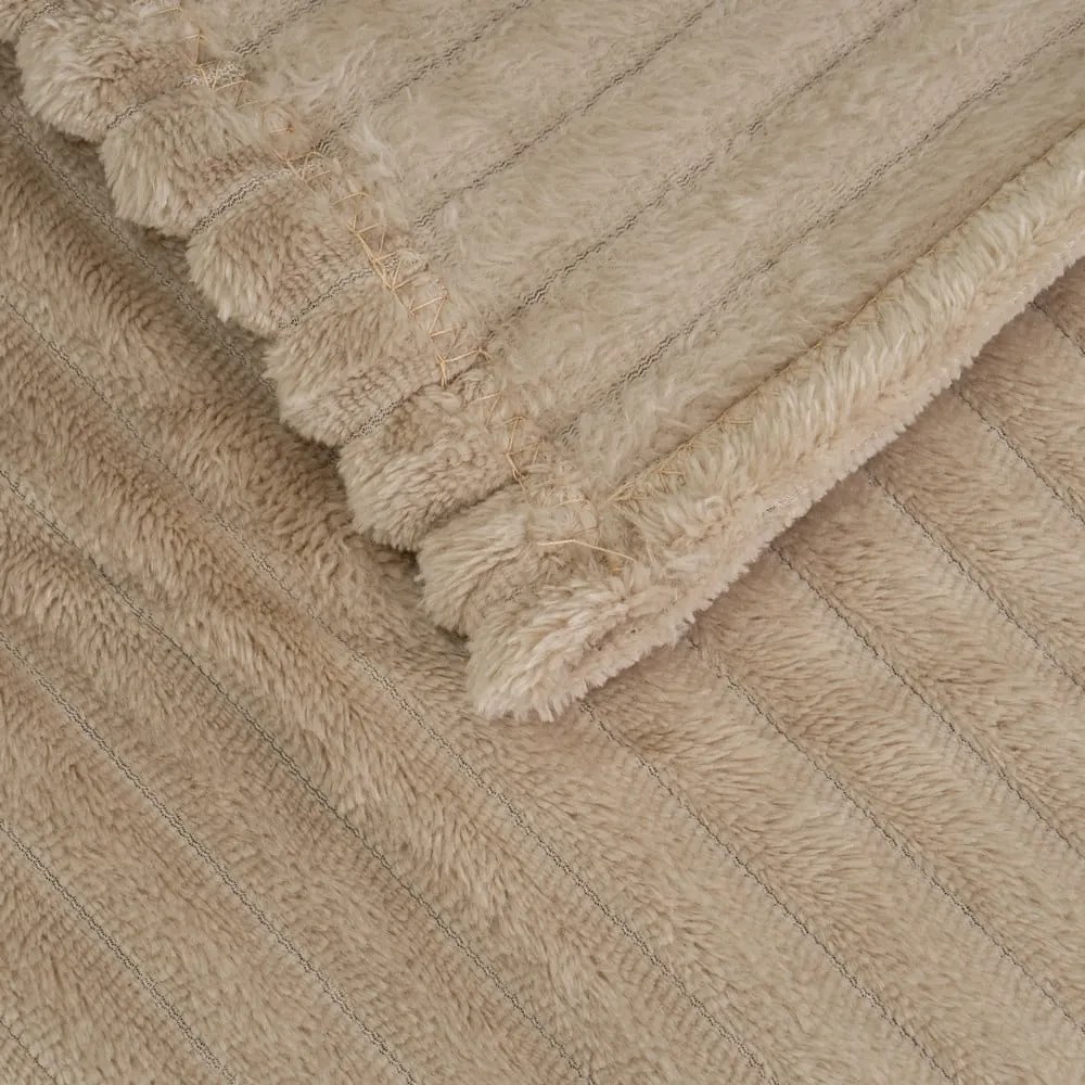 Кафяво одеяло от микроплюш 130x160 cm Fur Velvet – Casa Selección