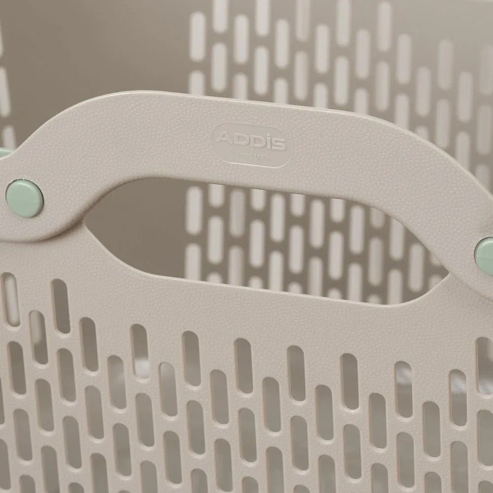 Светлокафяв пластмасов кош за пране 45 l – Addis