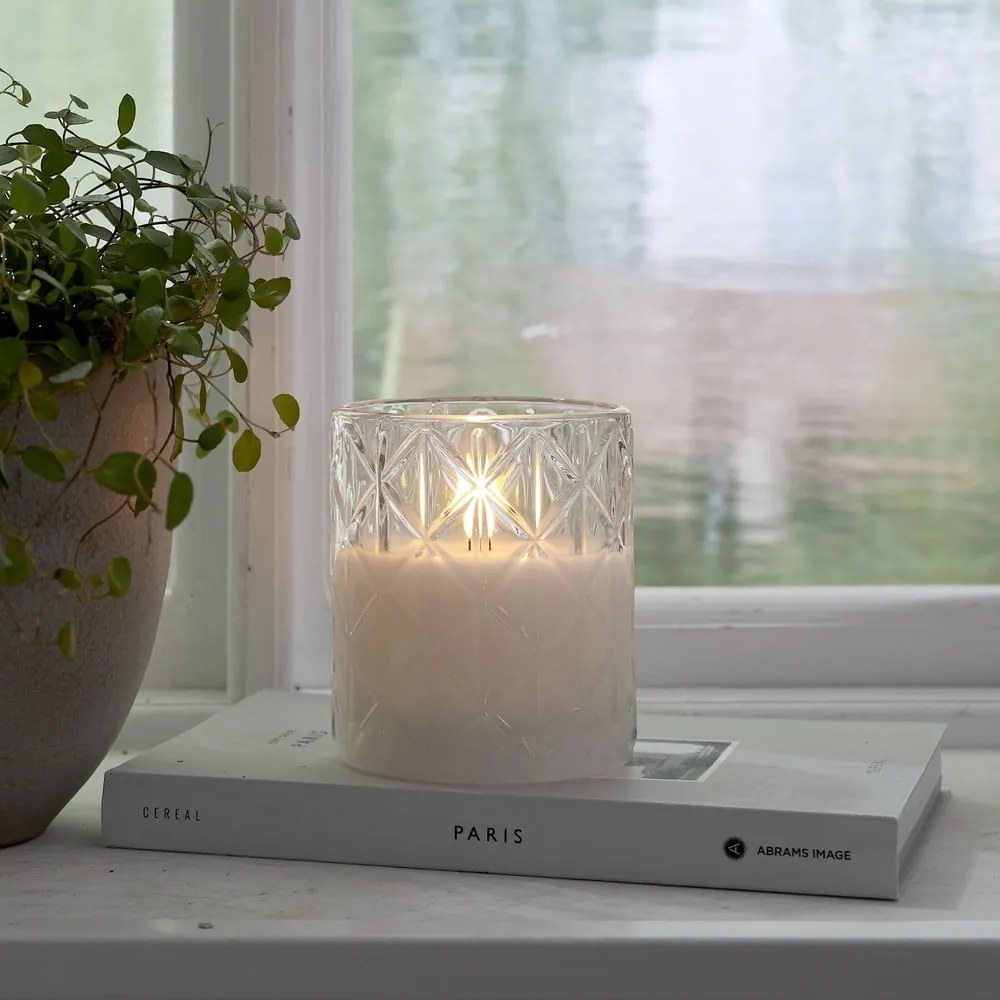 Бяла LED восъчна свещ в стъкло, височина 10 см Flamme Romb - Star Trading