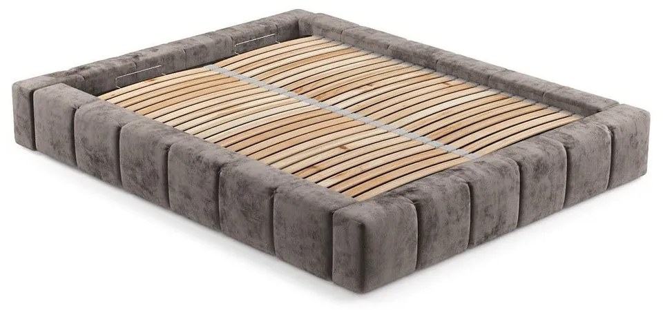 Кафяво тапицирано двойно легло с място за съхранение с включена подматрачна рамка 200x200 cm Aruba L – Maison de Rêve