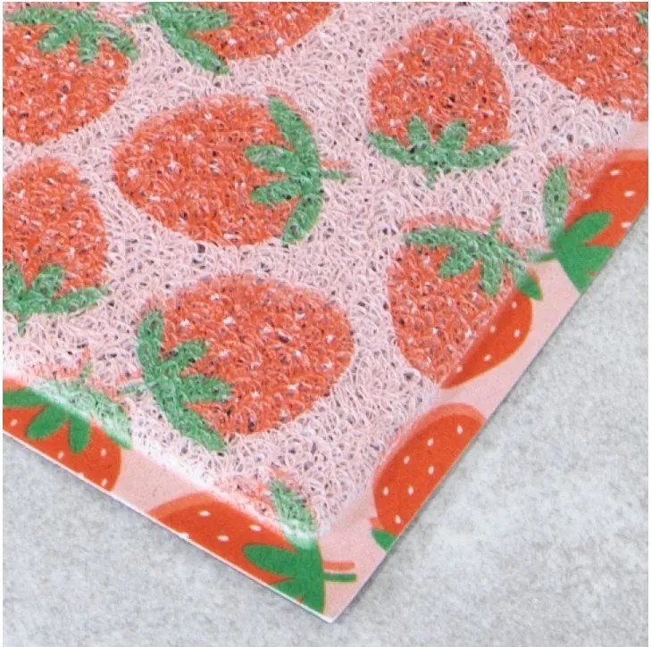 Изтривалка от PVC 40x70 cm Pink Strawberry – Artsy Doormats