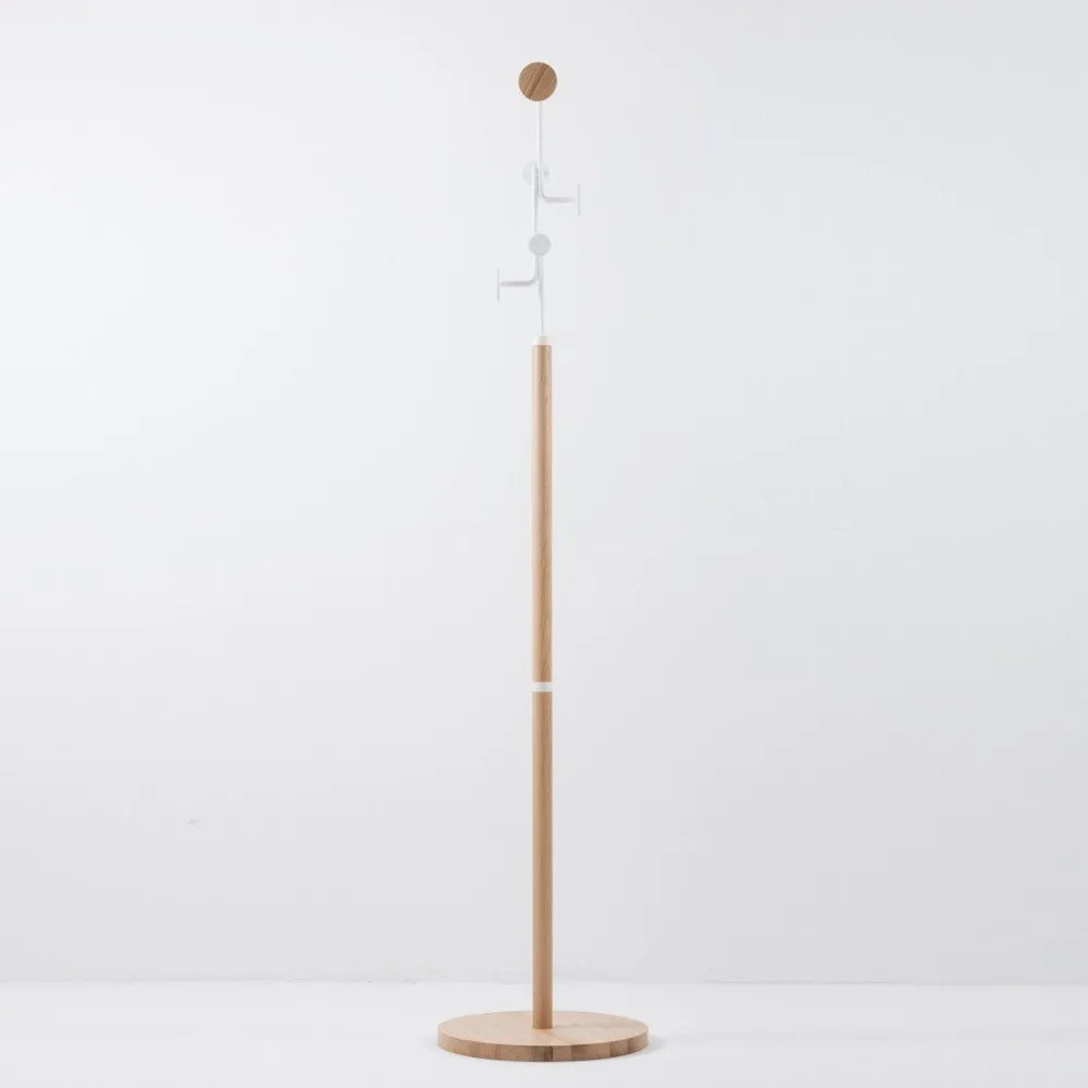 Подова етажерка от масивна дъбова дървесина с бели детайли Hook - Gazzda