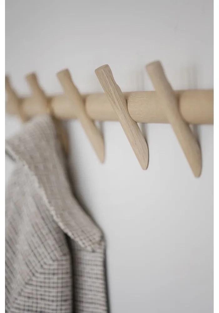 Стенна закачалка от дъбово дърво в естествен цвят Hillmond - Rowico