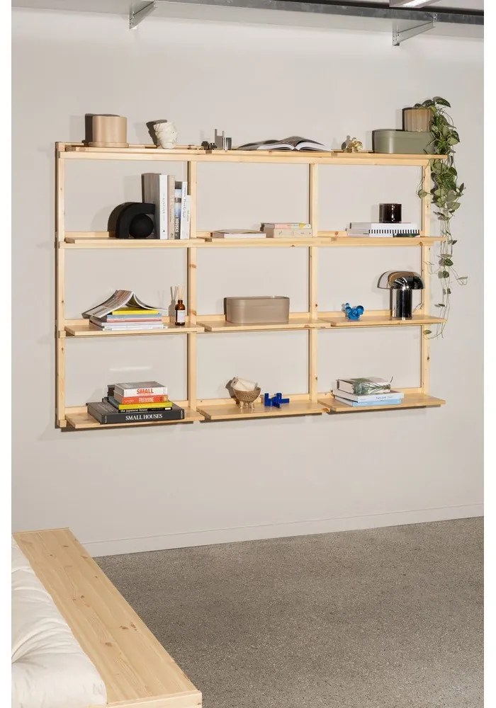 Стенна библиотека от масивен бор в естествен цвят 192x127 cm Groove – Karup Design