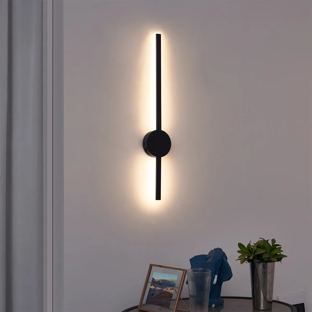 Модерна стенна лампа черна 60 см с LED - Clockwise