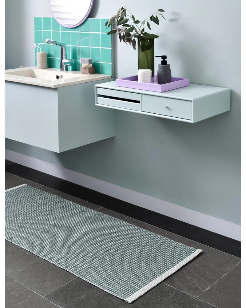 Светлозелен килим за открито и закрито 60x85 cm Mono Sage Army – Pappelina