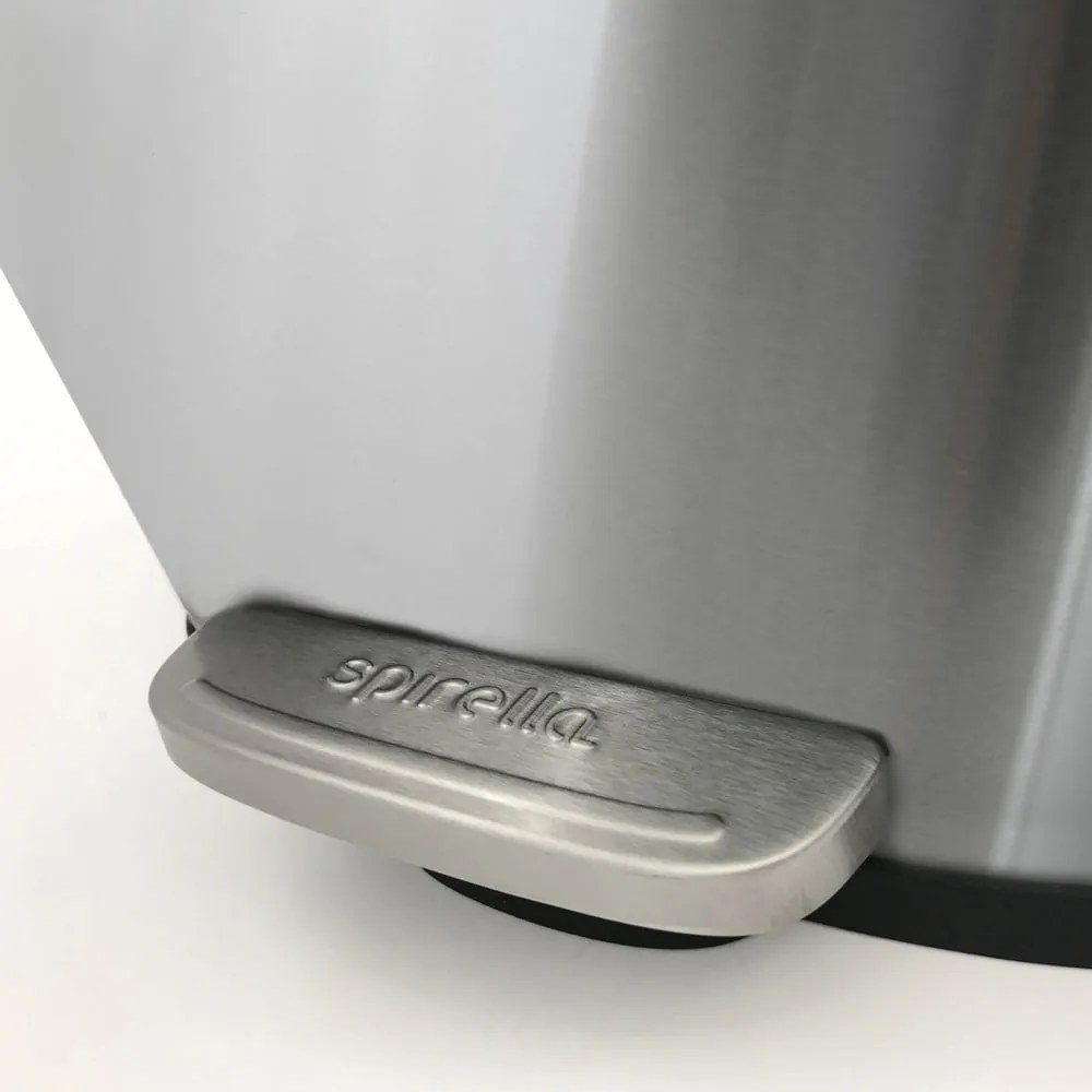 Стоманено кошче за боклук с педал в матово сребрист цвят 50 l Akira – Spirella