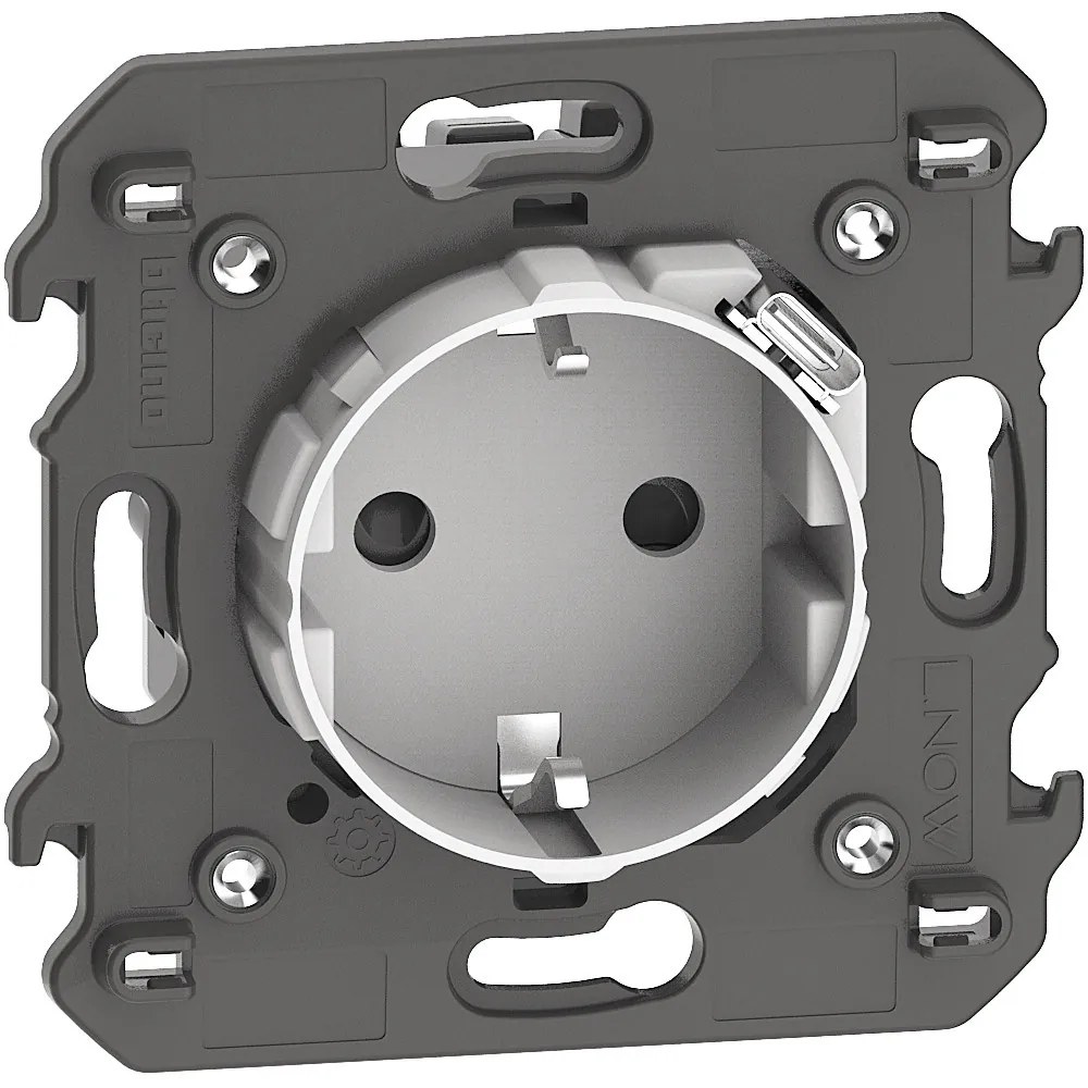 BTICINO Контакт ШУКО 2P+E 16A + USB тип C 1.5A 7.5W с носеща рамка 2 мод. цвят Бял Living Now  - KW4141USB