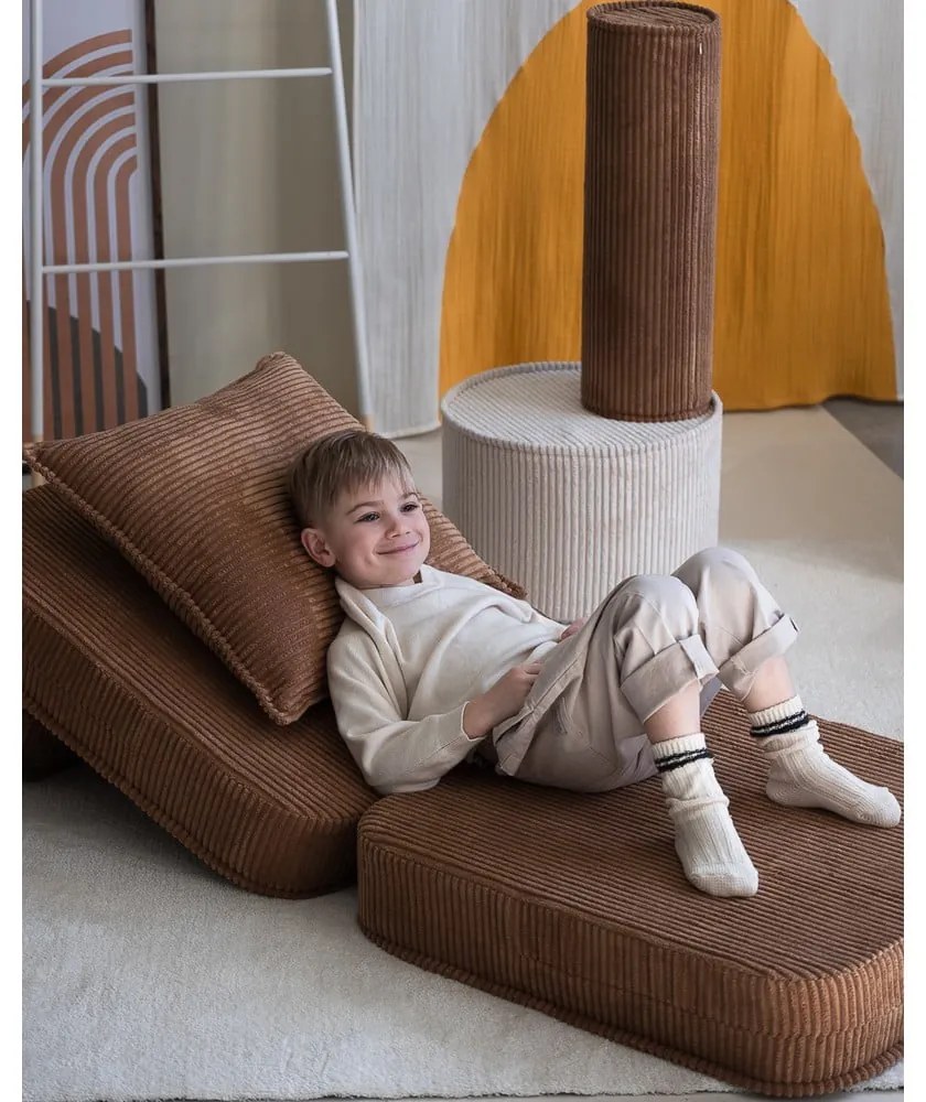 Кафяв детски стол от рипсено кадифе Flip – Wigiwama