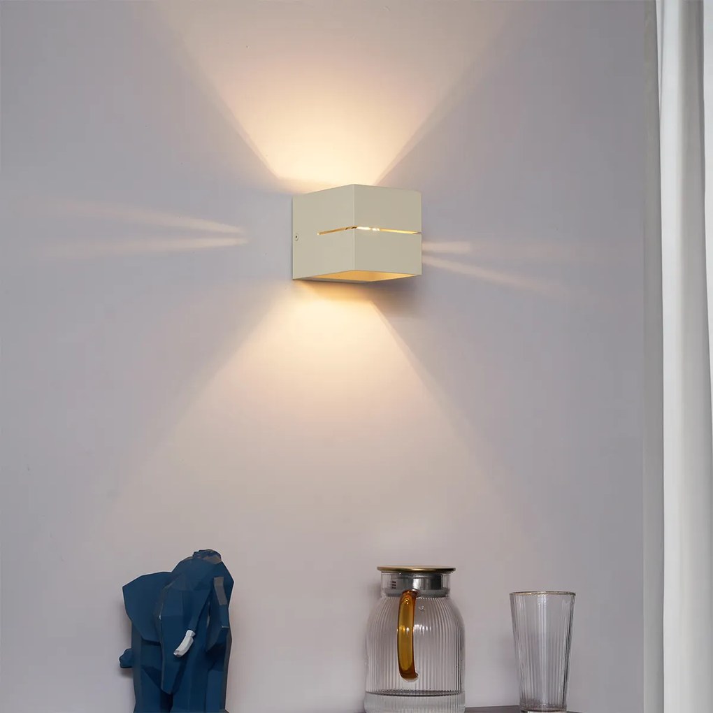 Модерна стенна лампа бежова G9 квадратна - Transfer