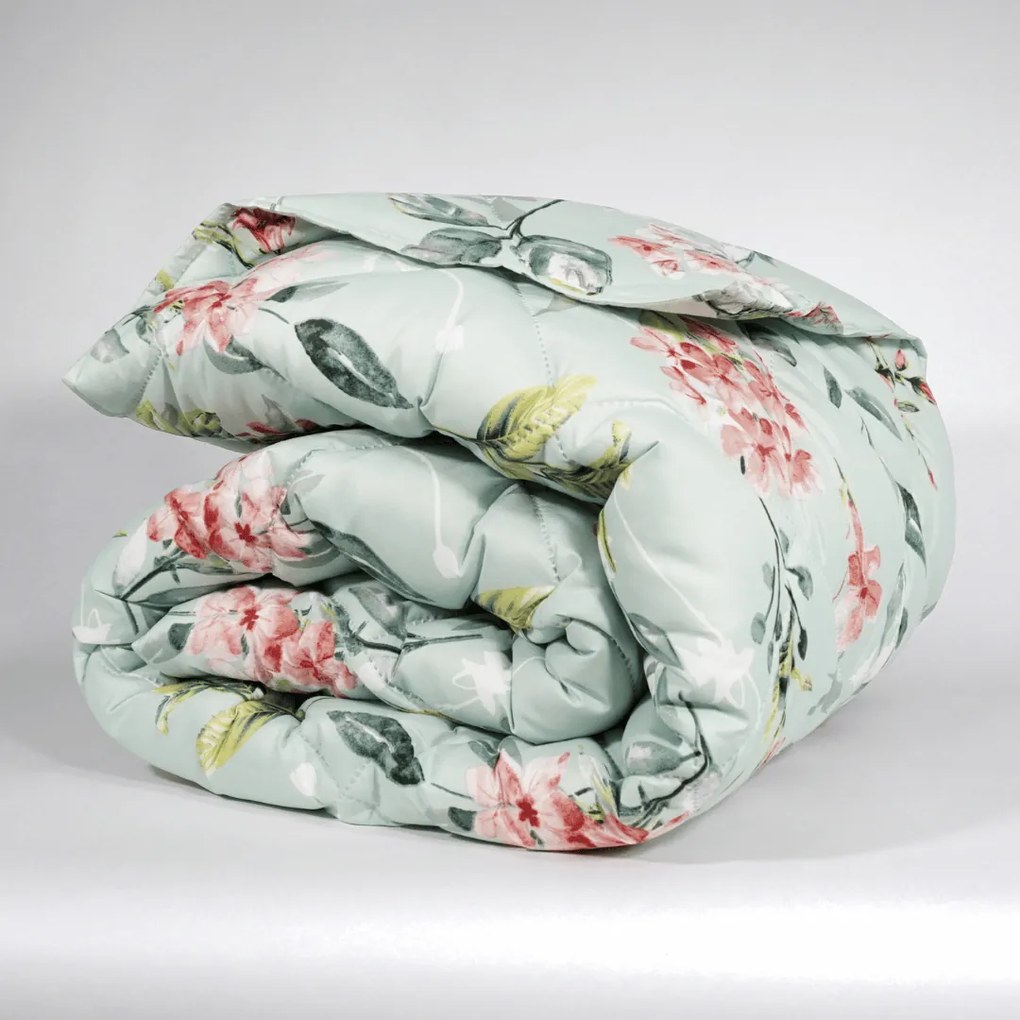 Зимна олекотена завивка за спалня Вени 200/210 см.