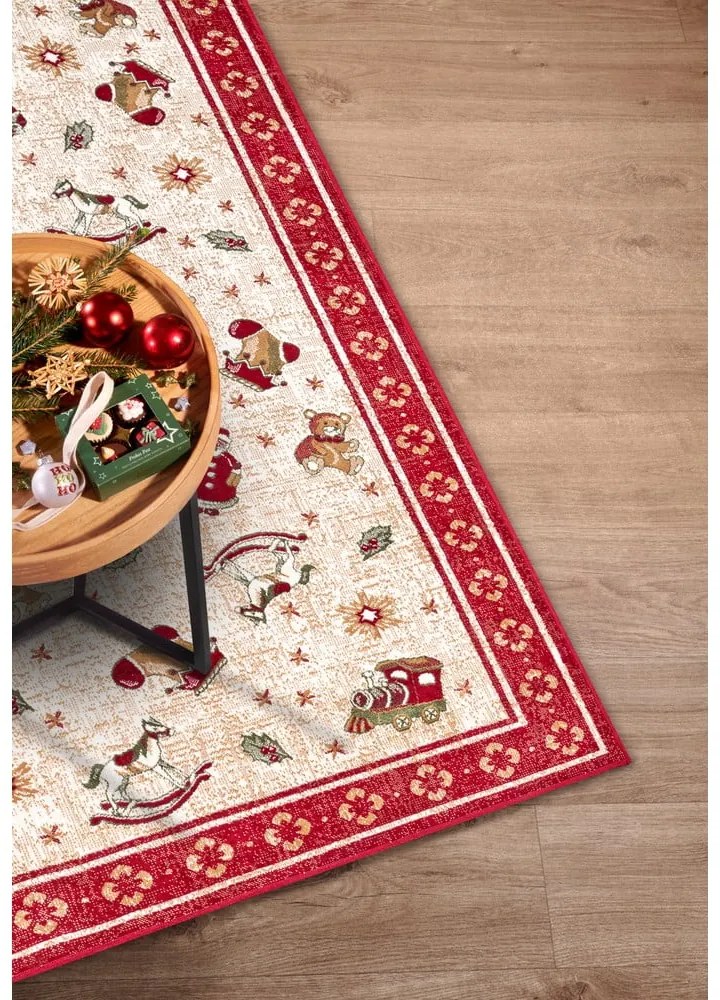 Червен килим с коледен мотив със смес от памук 160x230 cm Toy's Delight Red Christmas – Villeroy&Boch