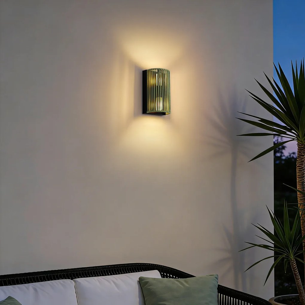 Japandi стенна лампа зелена с черна IP44 - Jayla