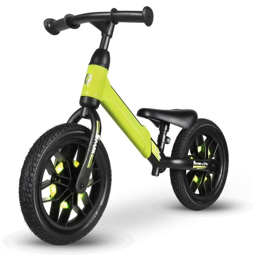 QPlay - Колело за бутане с LED лампи на колела SPARK зелен