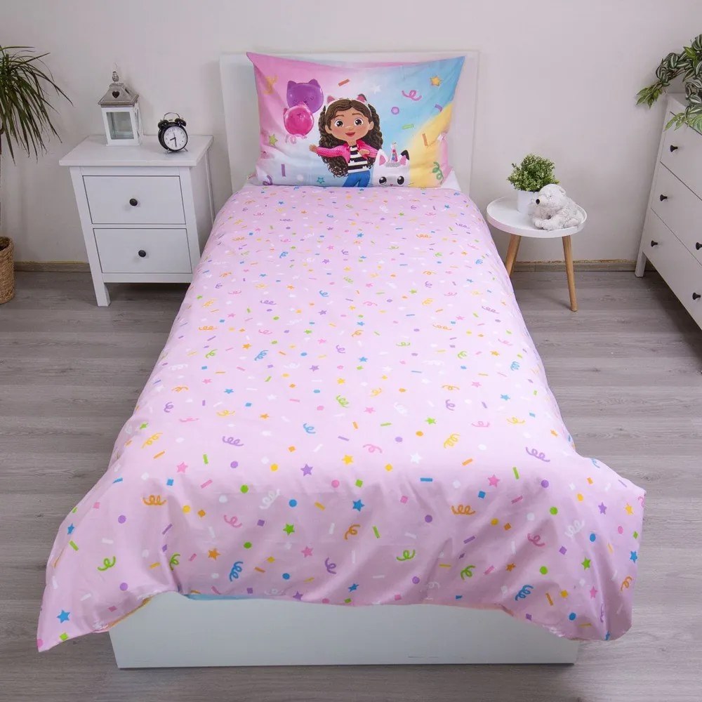 Розово единично памучно детско спално бельо 140x200 cm Gabby's Dollhouse "Rainbow" – Jerry Fabrics