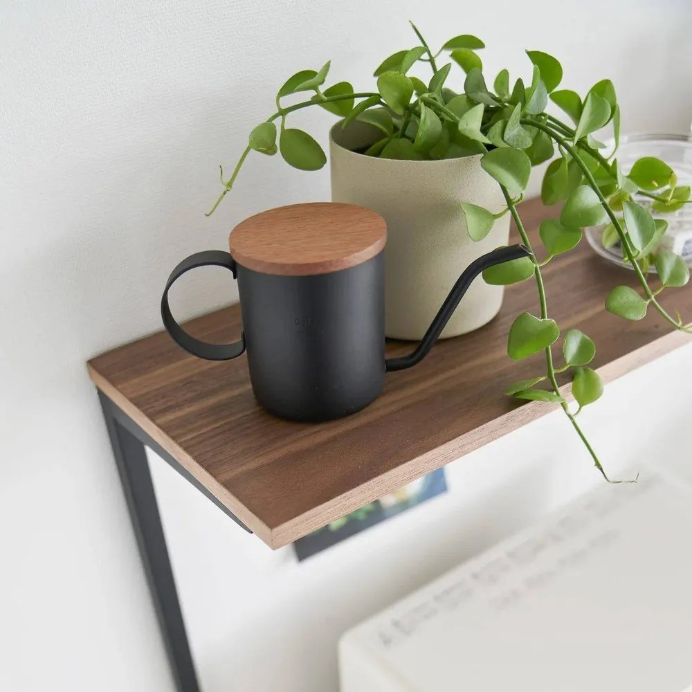 Черен/в естествен цвят дървен допълнителен рафт 90x18 cm Tower – YAMAZAKI