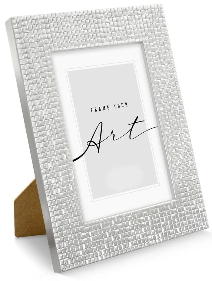 Пластмасова рамка в сребрист цвят 18x23 cm