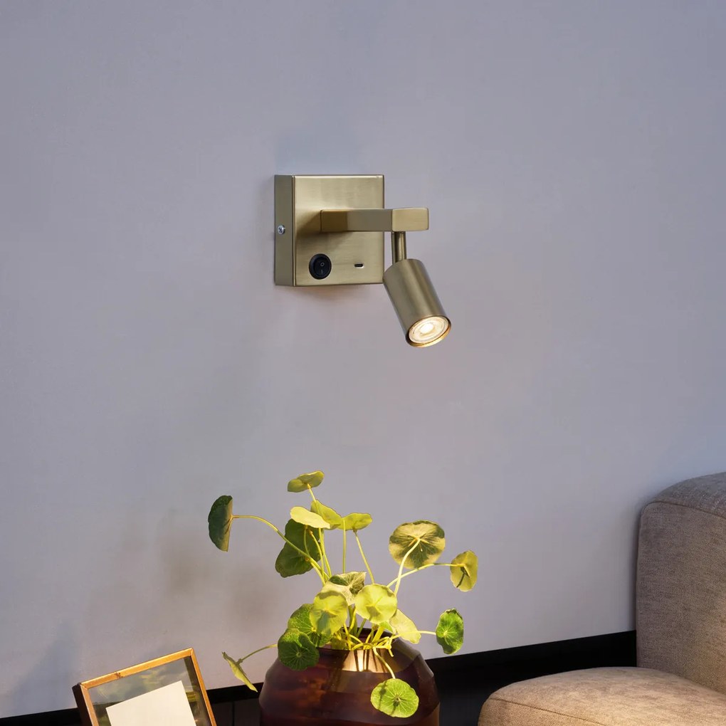 Модерна стенна лампа златиста с USB-C накланяща се - Rex