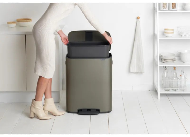 Кош за боклук Brabantia Bo Pedal 1003184, 60 л, Леко затваряне, Противоплъзгаща основа, Сив