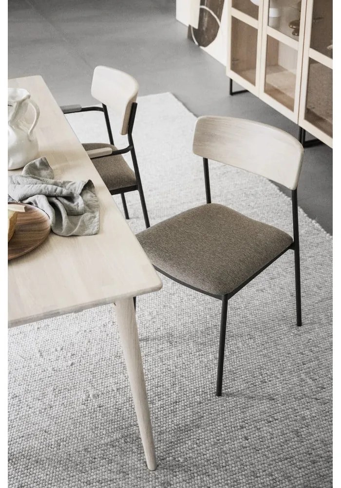 Трапезни столове в бежов и естествен цвят в комплект от 2 бр. Maymont – Rowico