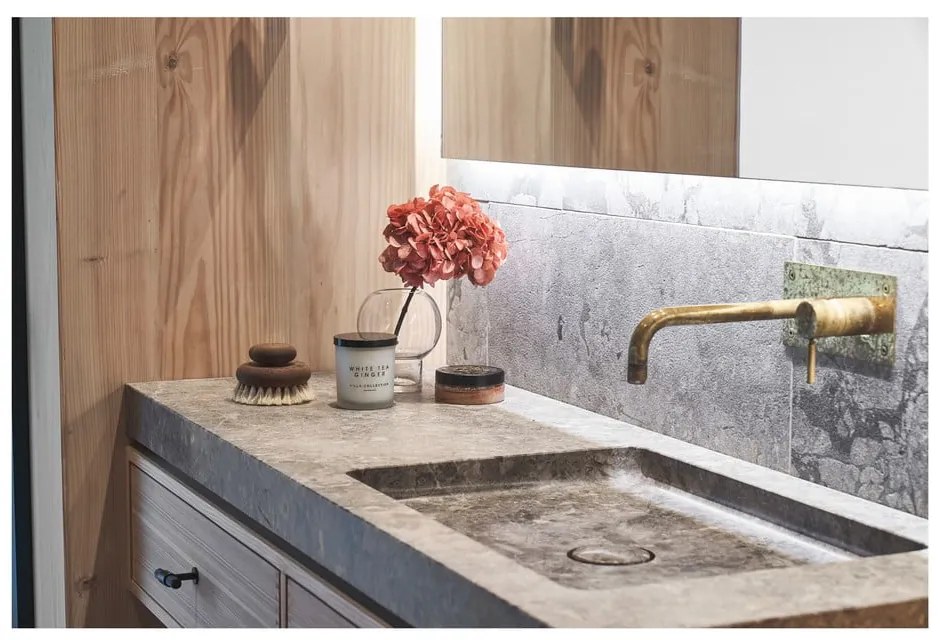 Ароматна свещ с време на горене 48 h Krok: White Tea &amp; Ginger – Villa Collection