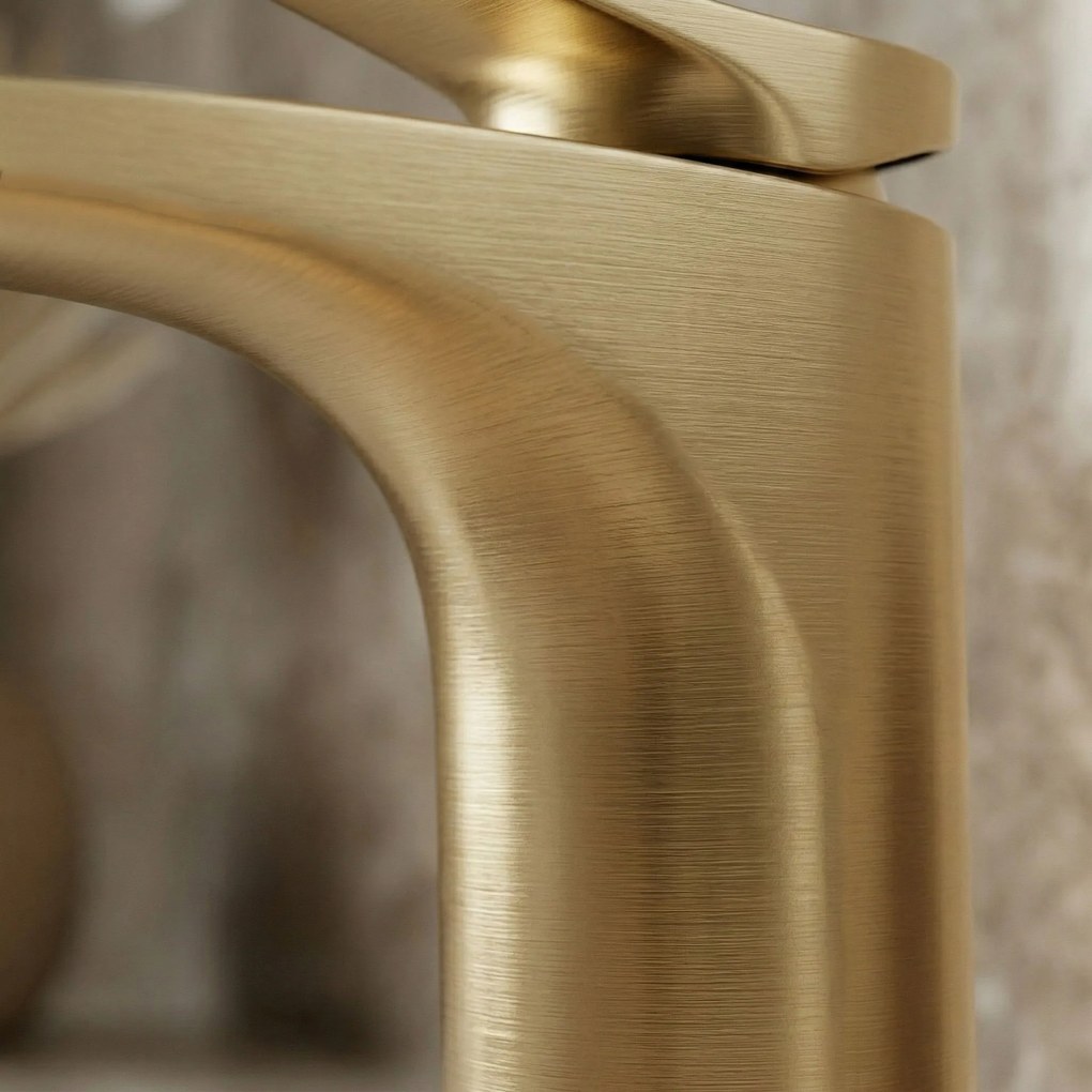 Смесител за мивка REA Vision Gold Brush Low