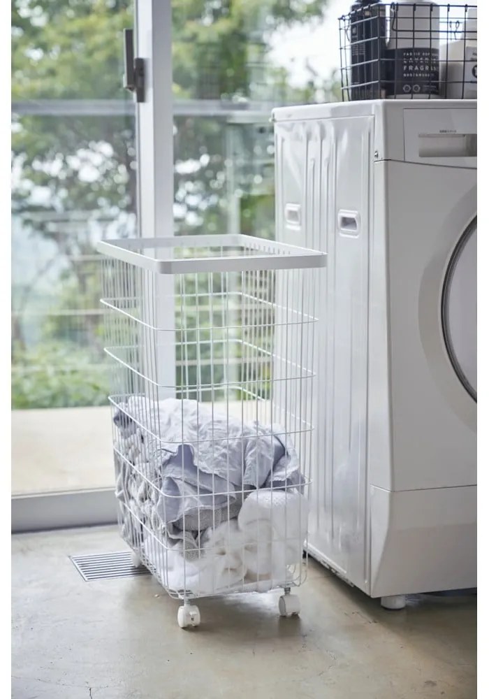 Бял метален кош за пране 55 л Tower - YAMAZAKI