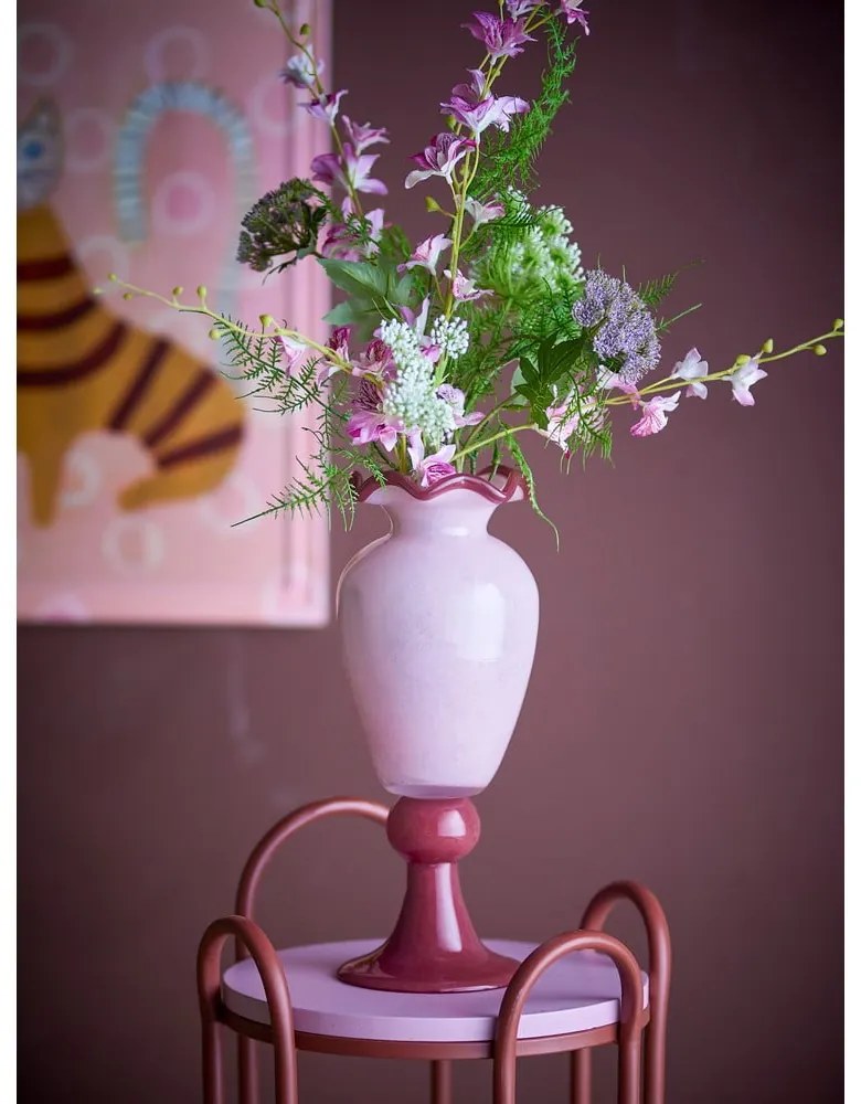 Розова стъклена ваза (височина 34 cm) Frills – Bloomingville