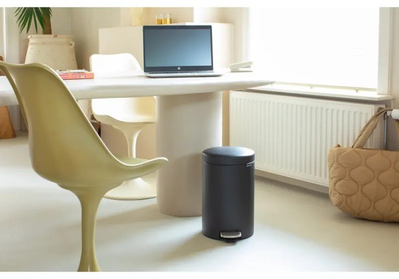 Кош за боклук с педал Brabantia NewIcon 649741, 12 л, Плавно затваряне, Противоплъзгаща основа, Минерално покритие, Тъмносив