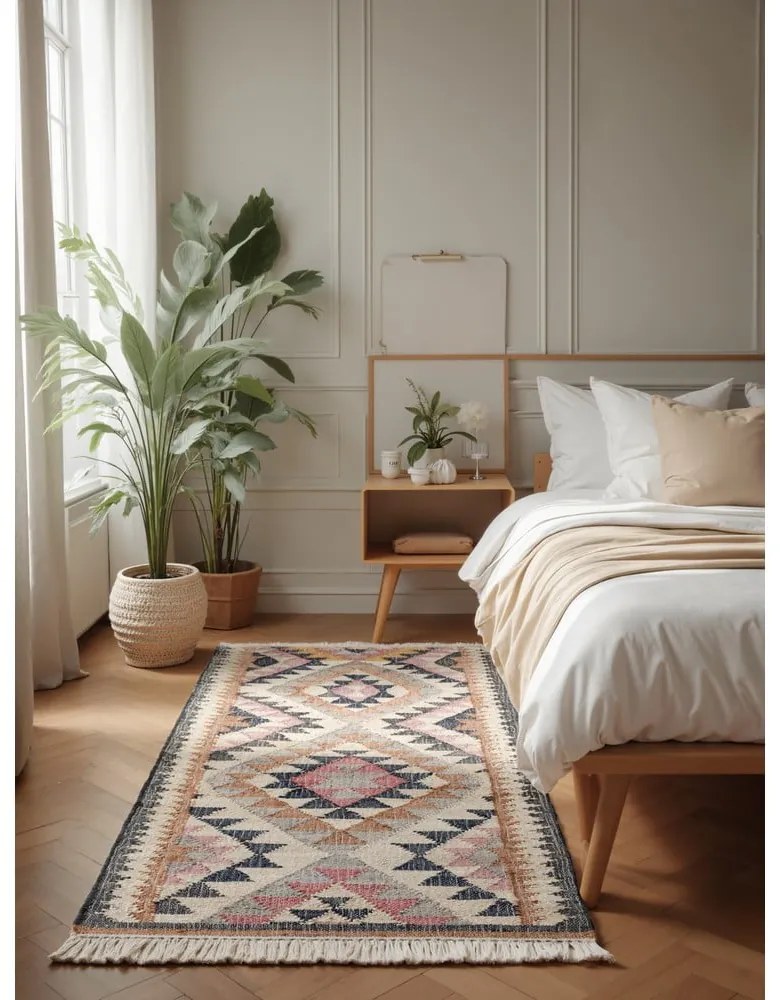 Сива ръчно изработена ютена пътека 80x200 cm Roya Parsa – Elle Decoration