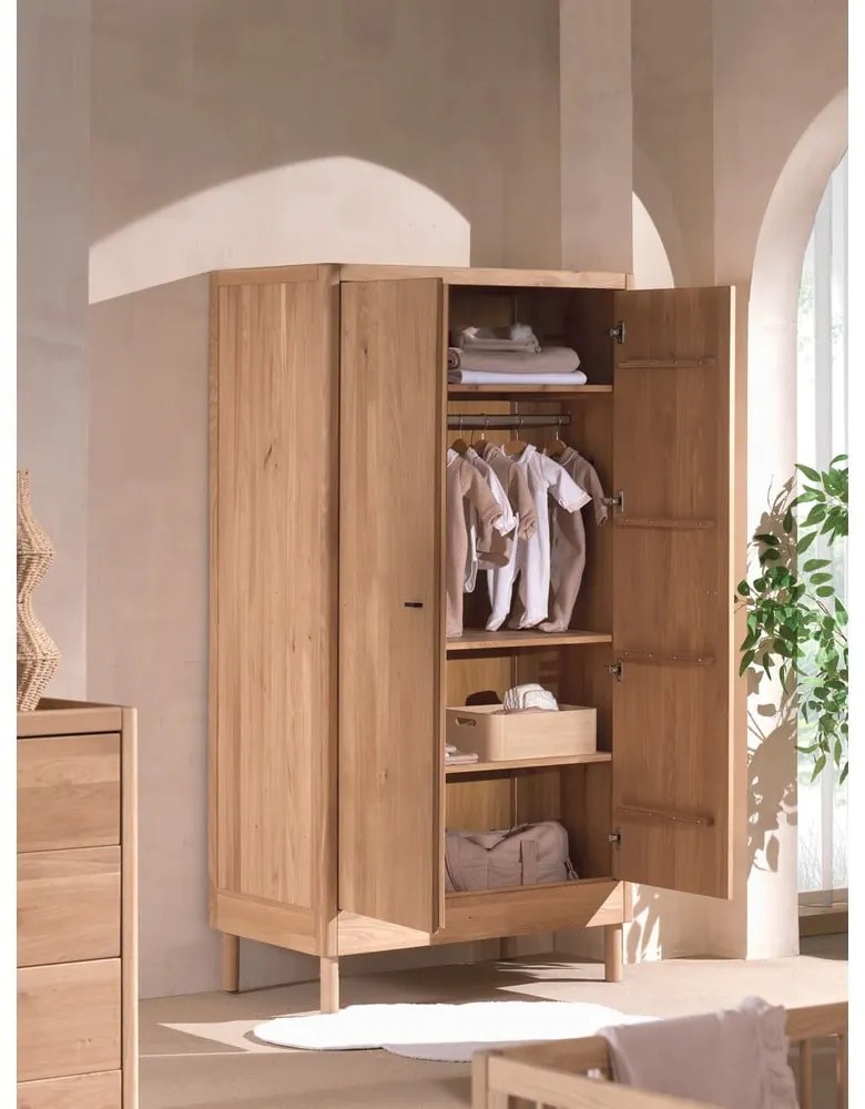Детски гардероб от масивен дъб в естествен цвят 100x190x55 cm Forrest – Vipack