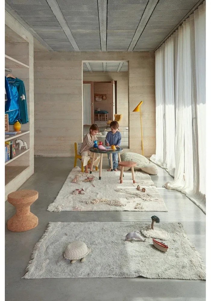 Памучно детско килимче за игра в цвят мента 90x130 cm Waves – Lorena Canals