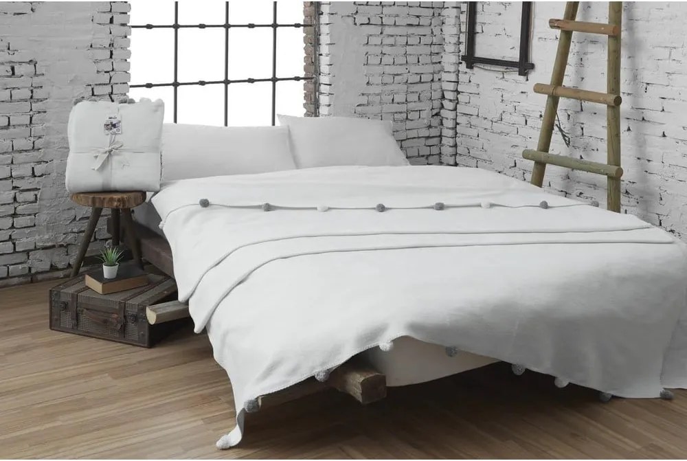 Кремаво покривало за легло от флийс 150x200 cm Pom Pom – Mijolnir