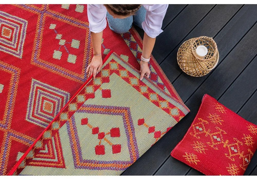 Възглавница за открито Canary, 45 x 45 cm - Green Decore