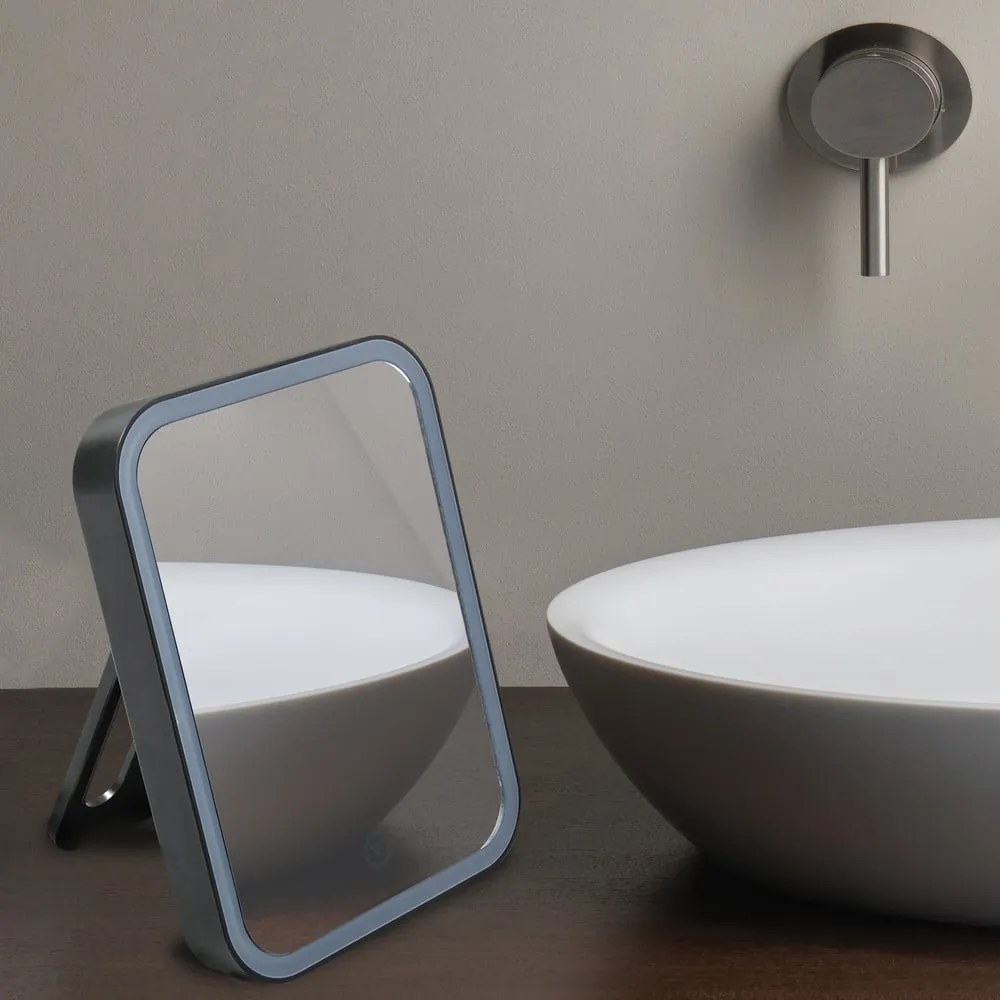 Козметично огледало със светлина 15x20 cm Ania – MSV